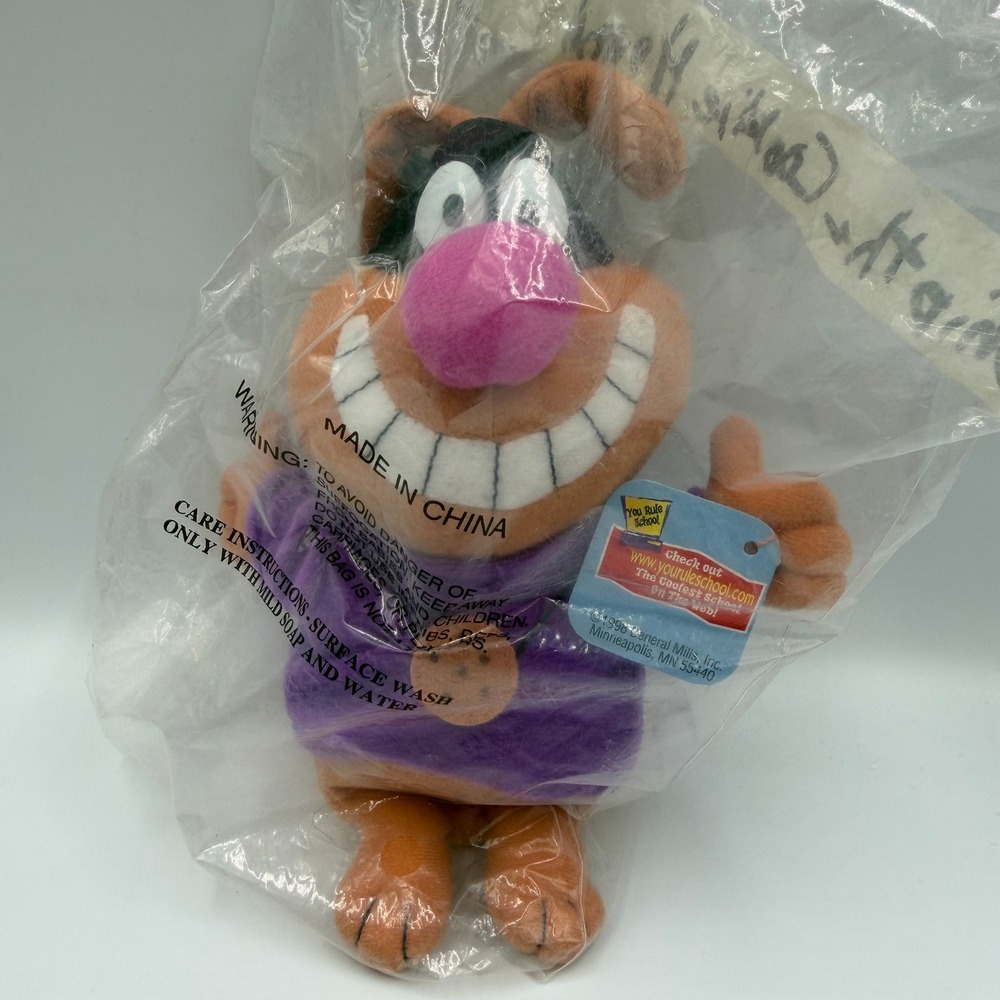 Vintage 1998 General Mills Cookie Crisp Chip the Cookie Hound Plush NIP Sealed